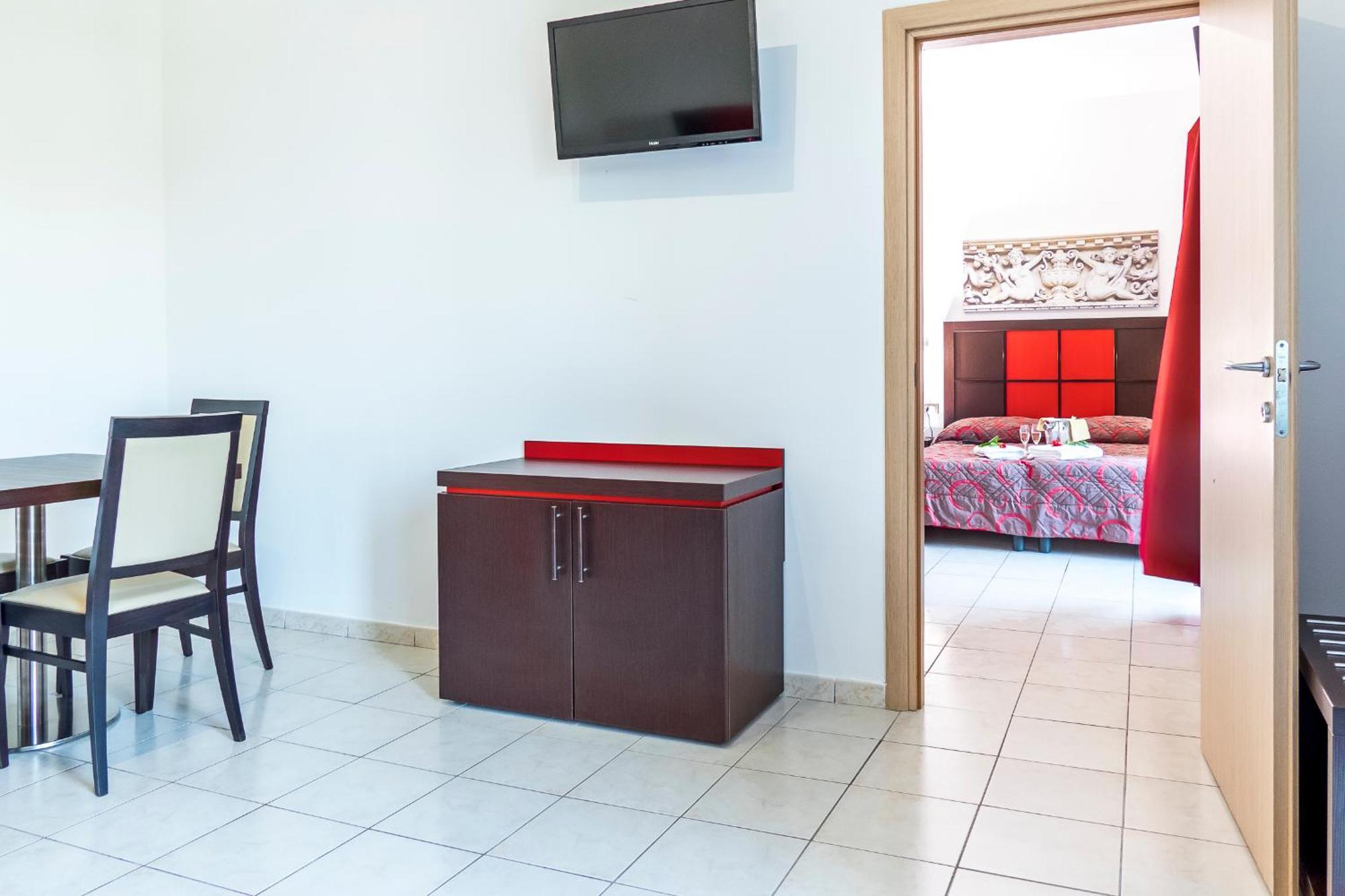 Resort Villa Hermosa Porto Cesareo Exterior photo