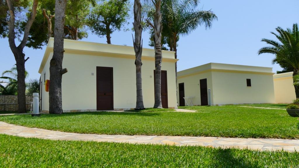 Resort Villa Hermosa Porto Cesareo Exterior photo