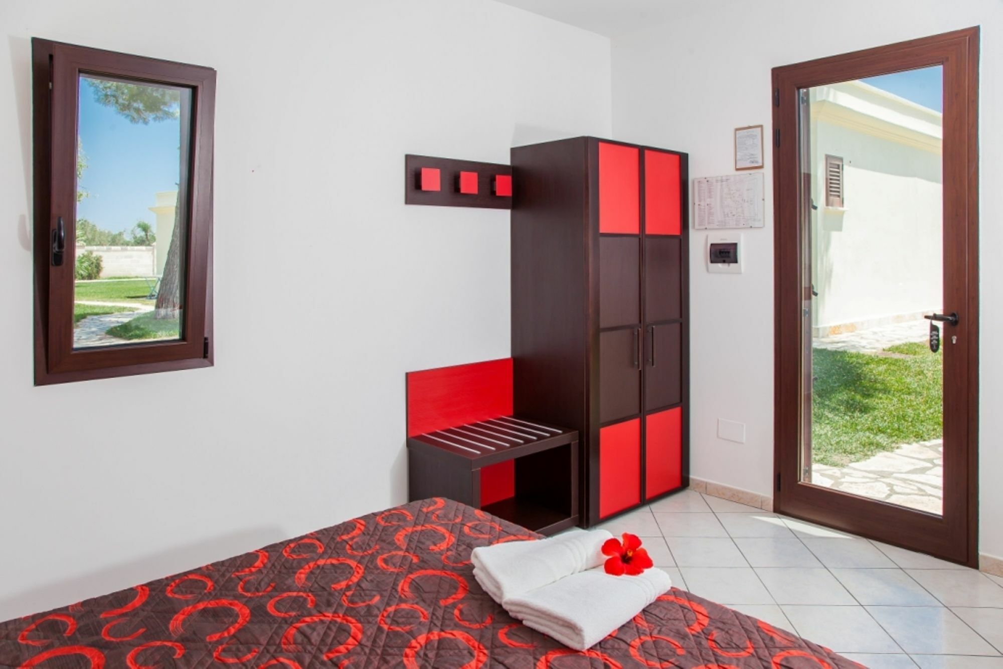 Resort Villa Hermosa Porto Cesareo Exterior photo